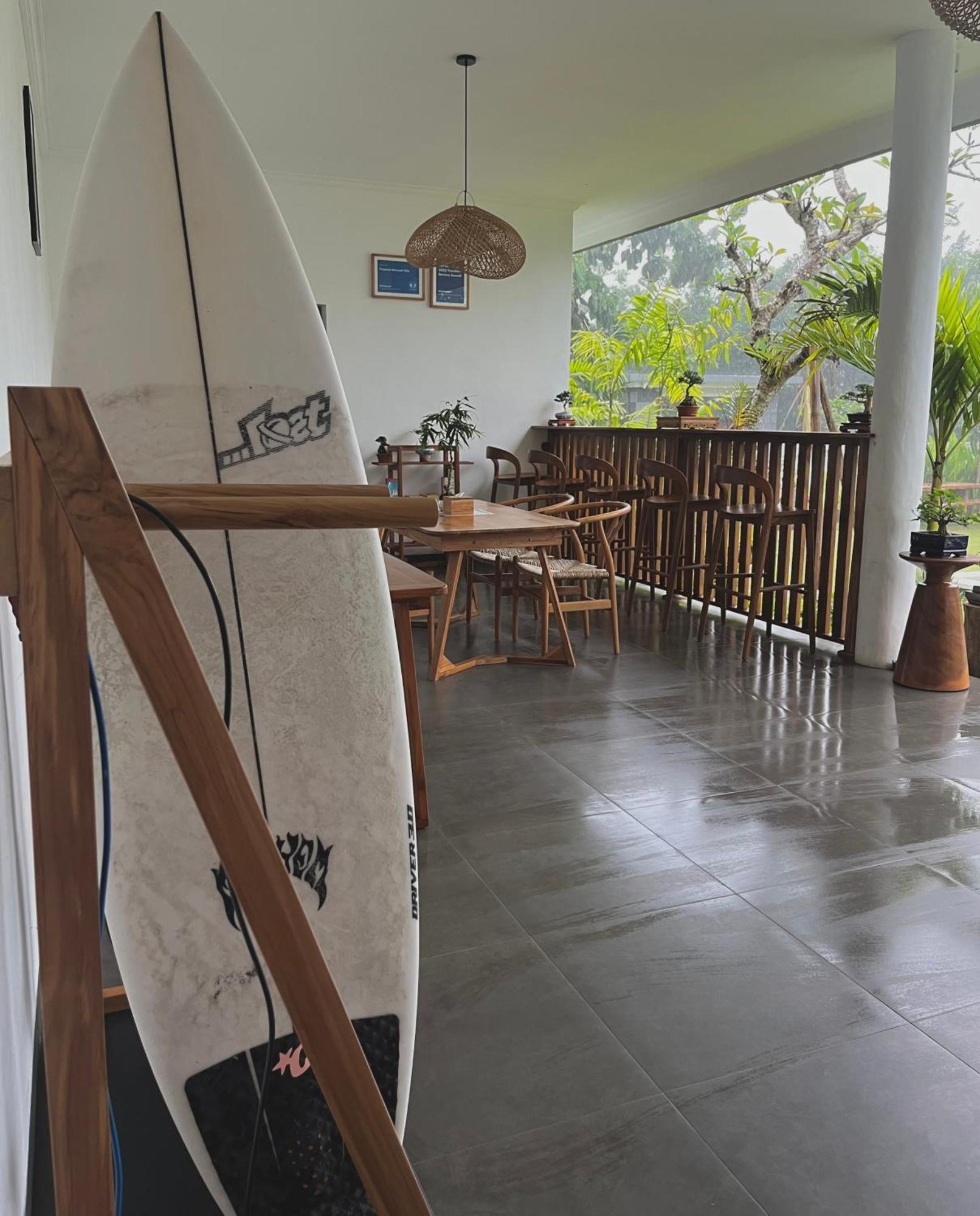 Tropical Almond Villa Улувату Екстер'єр фото