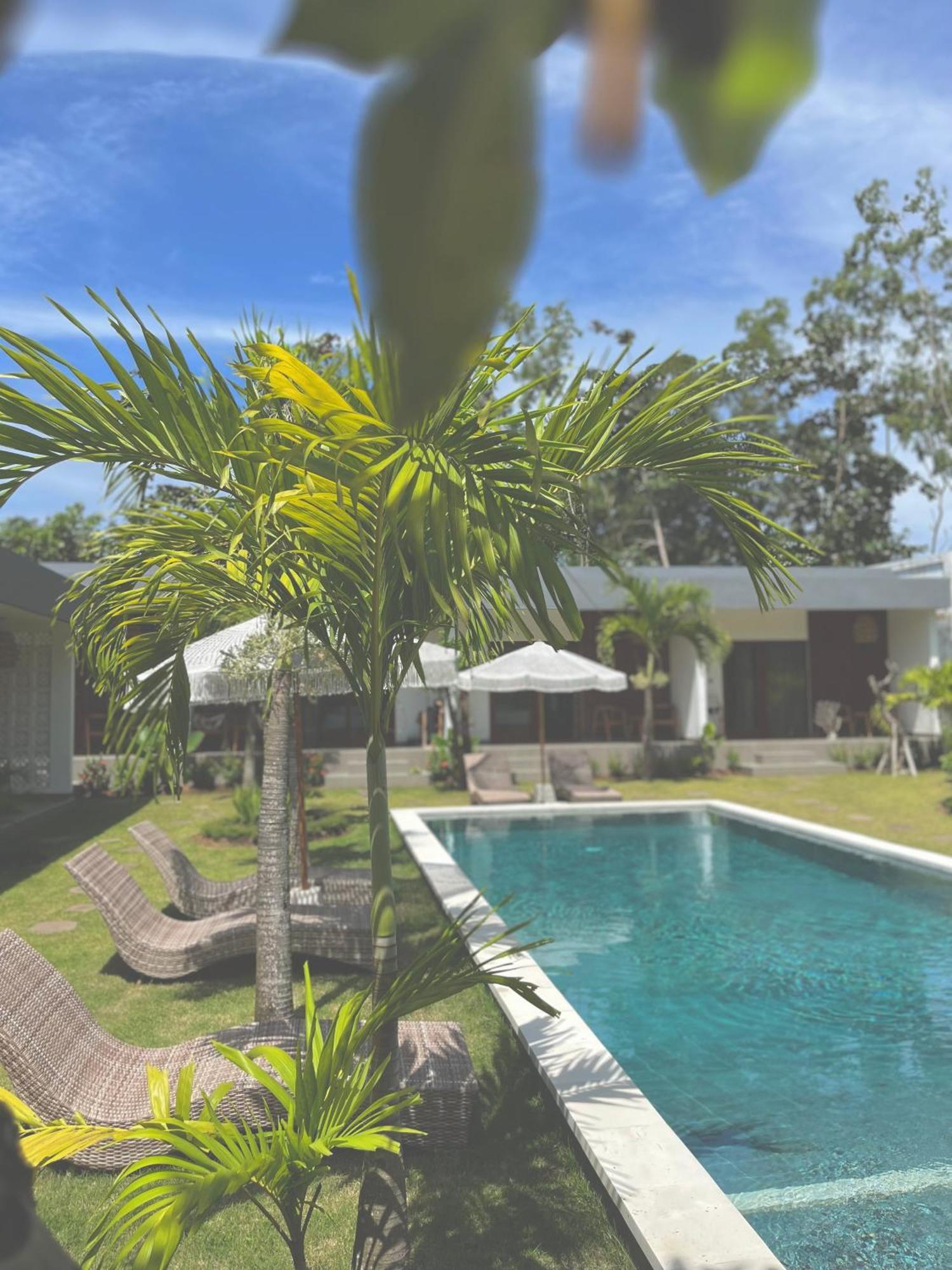 Tropical Almond Villa Улувату Екстер'єр фото